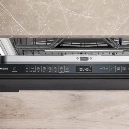Test Siemens SN65ZX07CE iQ500 : le lave-vaisselle connecté qui mise sur le silence et le séchage