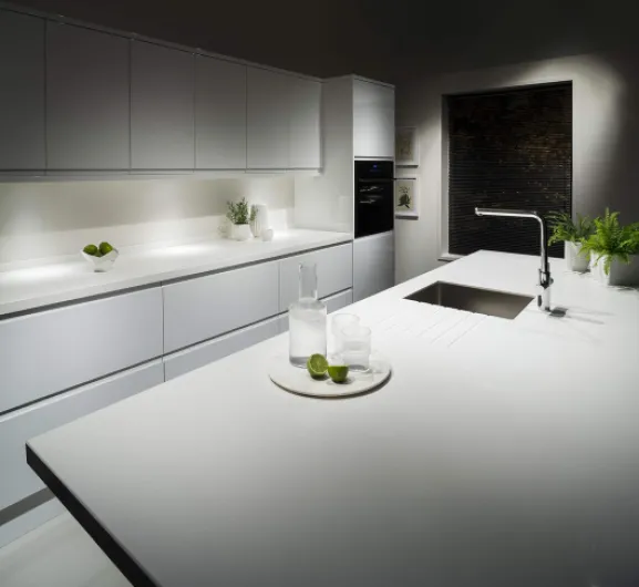 Plan de travail de cuisine en quartz 1500 x 600mm blanc pur